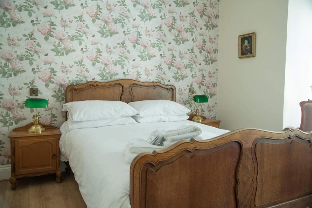 Bed and Breakfast The Royal à Barmouth Extérieur photo