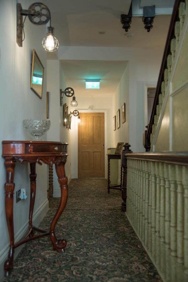 Bed and Breakfast The Royal à Barmouth Extérieur photo